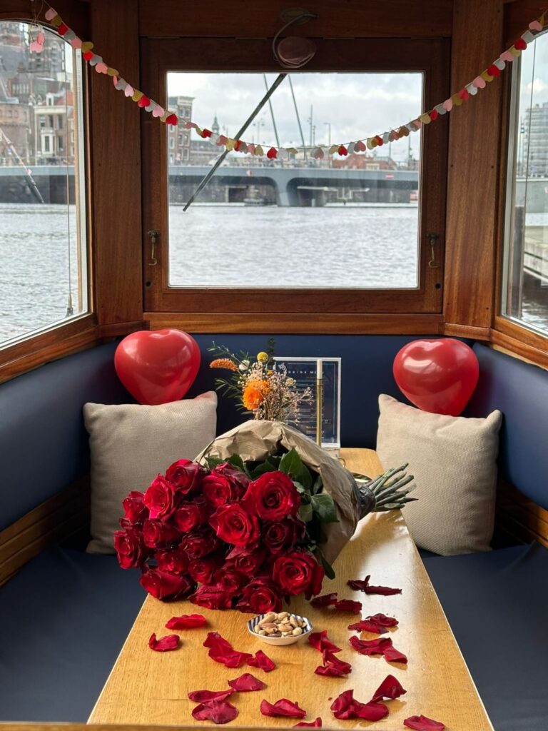 Valentines day amsterdam dinner idea romantic