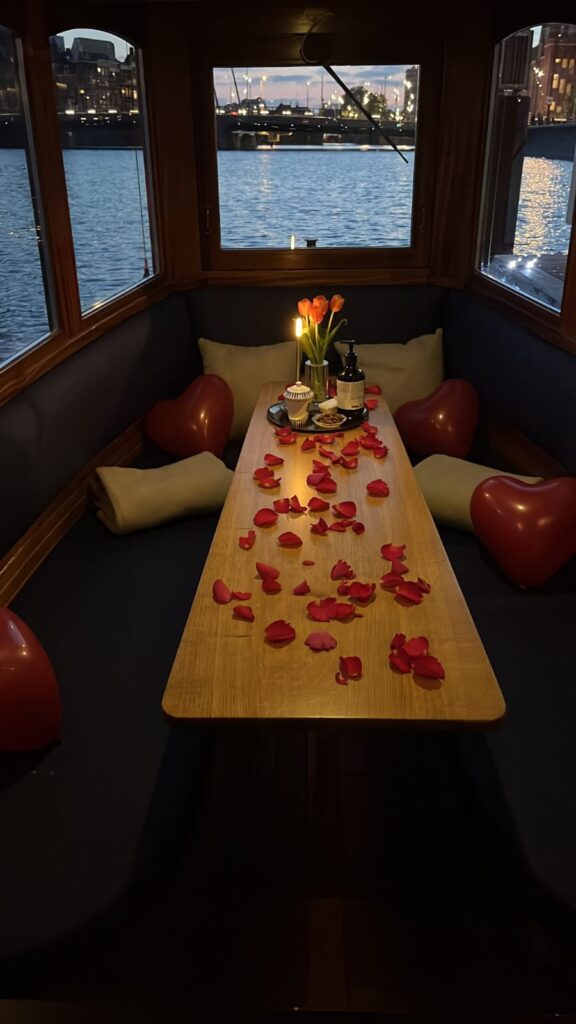 valentines day restaurant amsterdam
